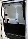04_ Nová podlaha a obloženie v NISSAN NV200